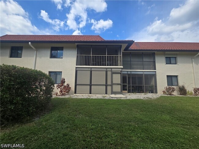 Building Photo - 4955 Pepper Cir