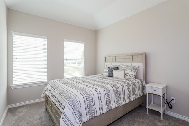 Floorplan - The Residences at Rayzor Ranch