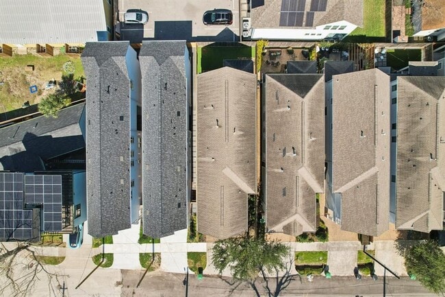 Building Photo - 1210 Nadine St