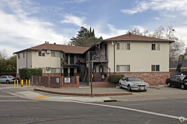 Building Photo - Bel Air Apartments