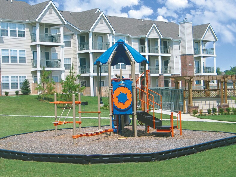 Pinehurst Apartment Homes 9260 Freedom Rd Sapulpa OK 74066