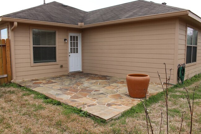 Building Photo - 20410 Shiloh Mist Ln