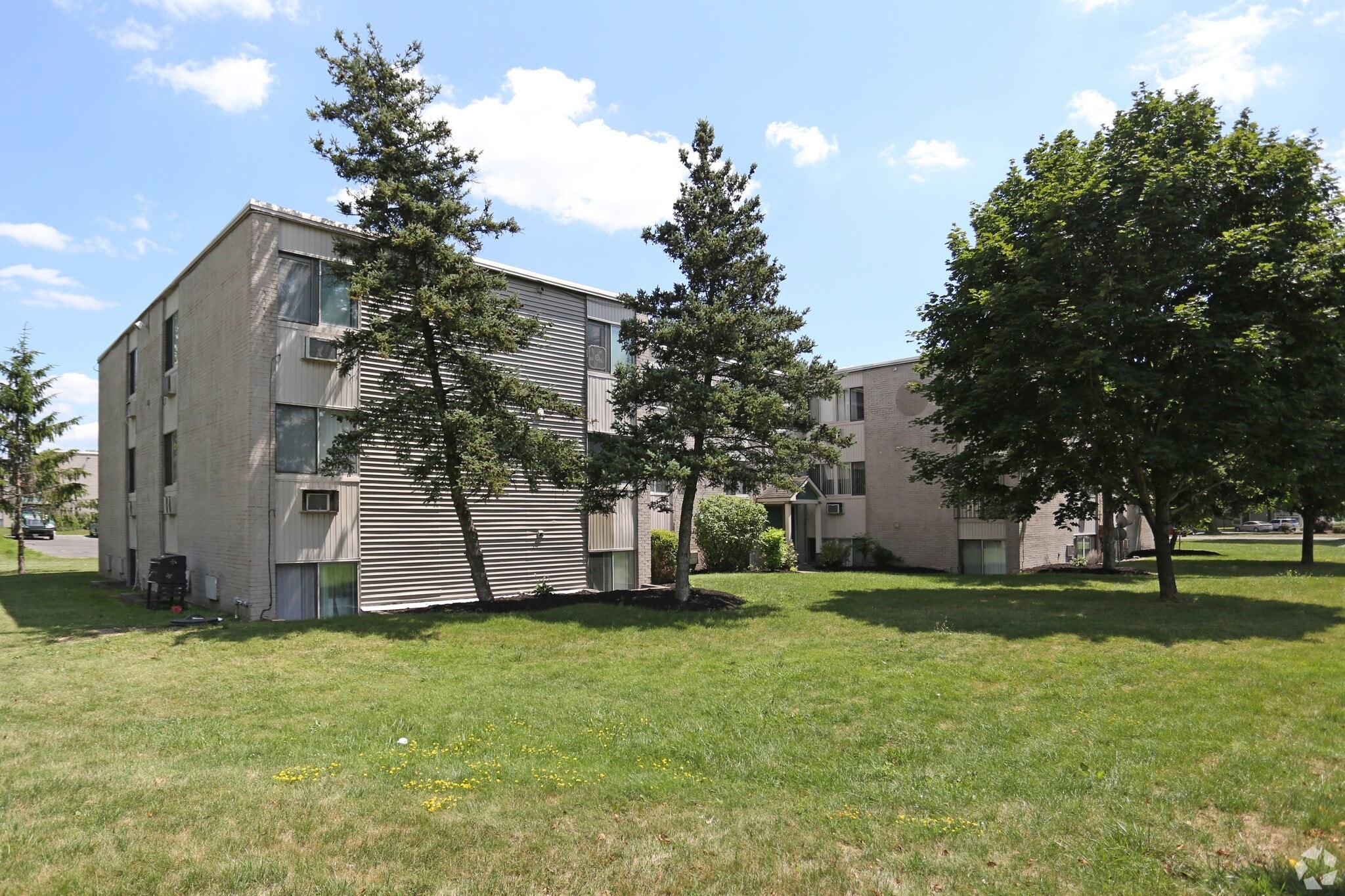 Building Photo - 7426 Henry Clay Blvd