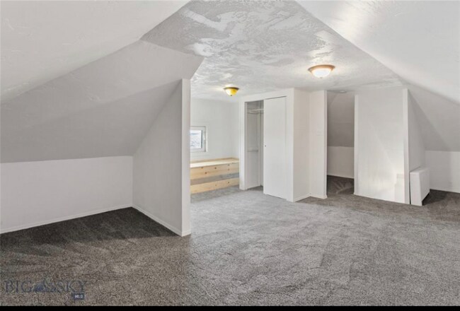 Building Photo - 23 E La Platte St