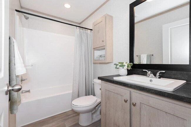 Building Photo - 5507 Colonial Trail