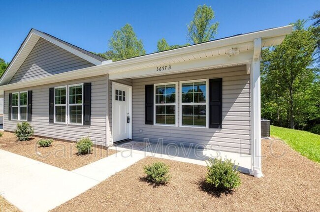 Building Photo - 3657 Farrs Bridge Rd