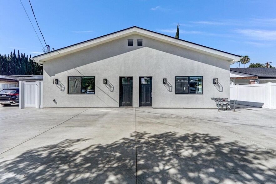 Primary Photo - 6827 Ranchito Ave