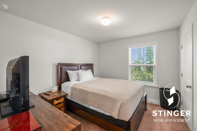 Building Photo - 1235 Salty Hammock Ct