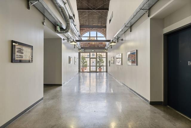 Building Photo - 1122 Jackson St