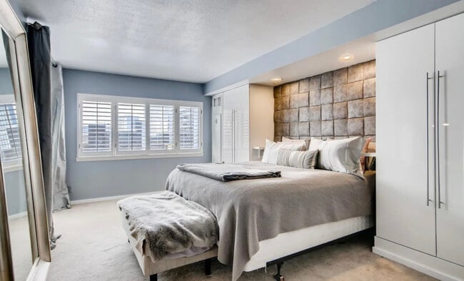 Building Photo - 1551 Larimer St