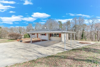 Building Photo - 150 Clarks Bridge Rd