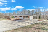 Building Photo - 150 Clarks Bridge Rd