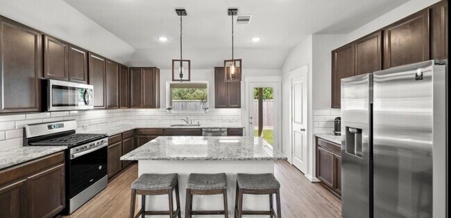 Building Photo - 2017 Acklen Run Dr