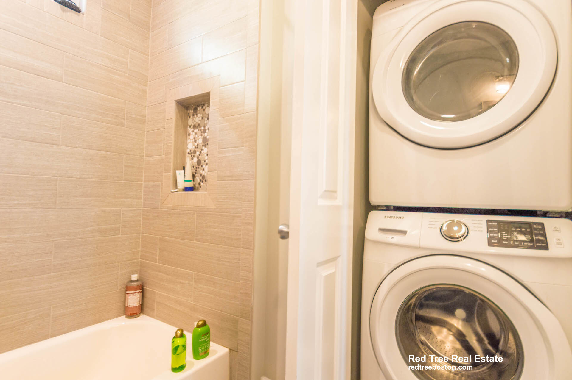 Building Photo - 31 Pleasant St