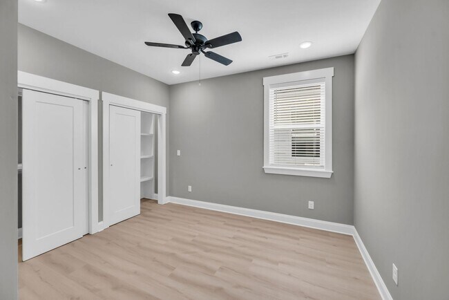 Building Photo - 307 Kate St