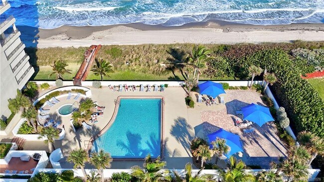 Building Photo - 8750 S Ocean Dr