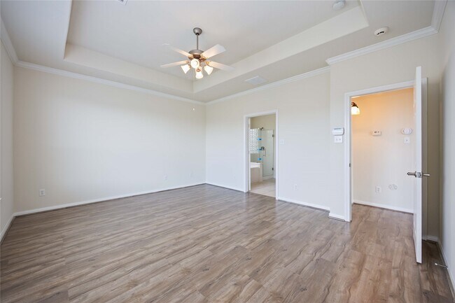 Building Photo - 24623 Blane Dr