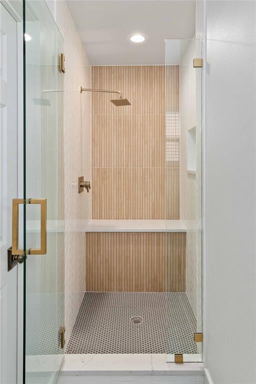 Building Photo - 3301 Duval St