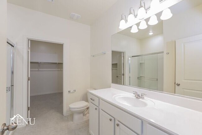 Building Photo - 18378 Los Gabrieles Wy