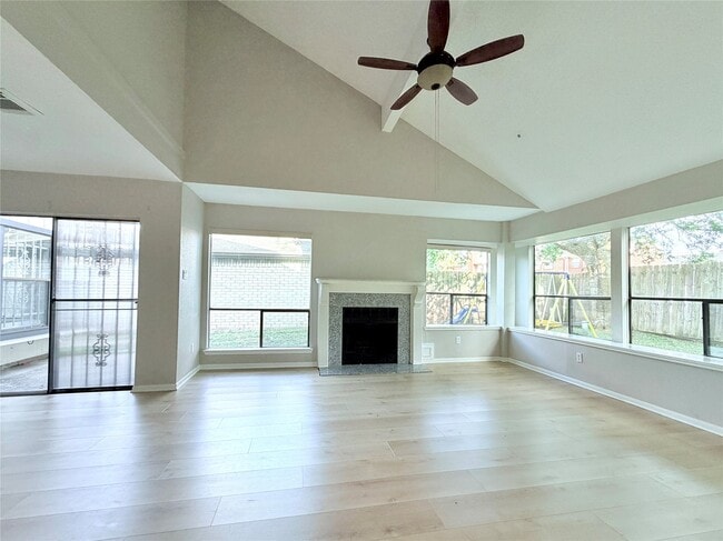 Building Photo - 13535 Gaby Virbo Dr