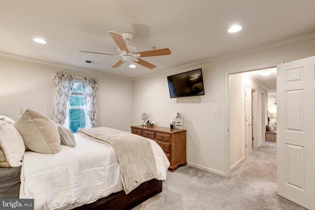 Building Photo - 3815 Sunnyfield Ct