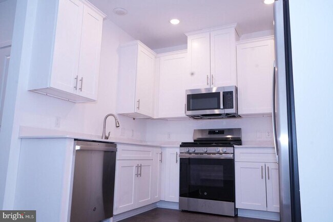 Building Photo - 116 Stoutsburg Blvd