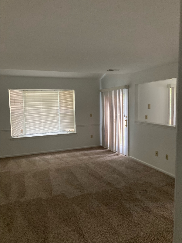 Building Photo - 125 Stoney Dr
