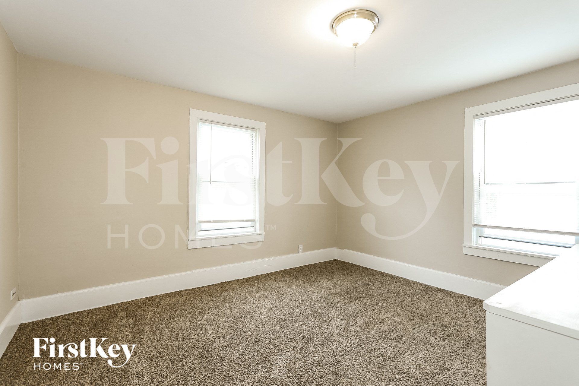 Building Photo - 609 North Ave