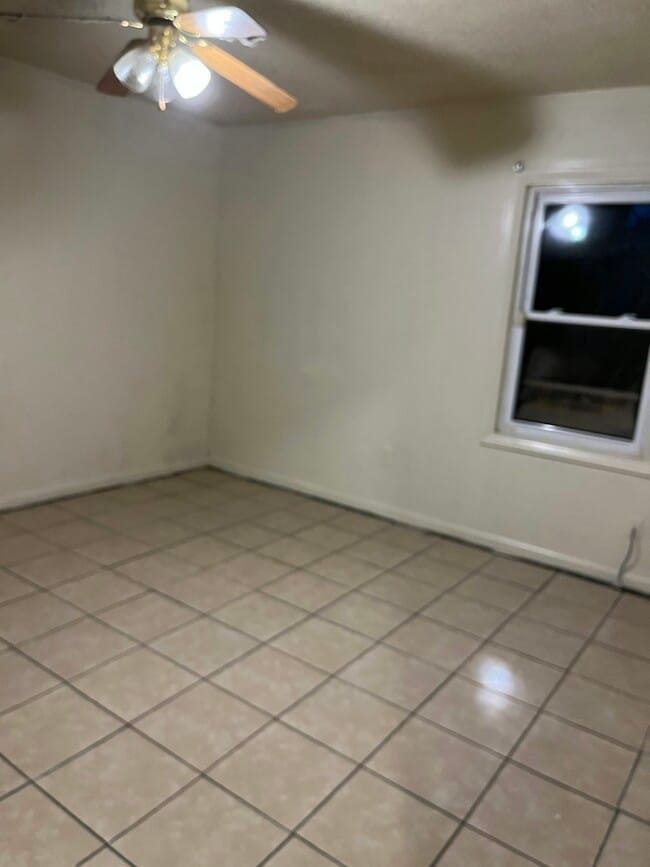 Building Photo - 5229 Rucks Rd