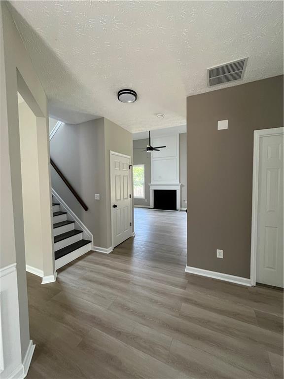 Building Photo - 2147 St Albans Pl