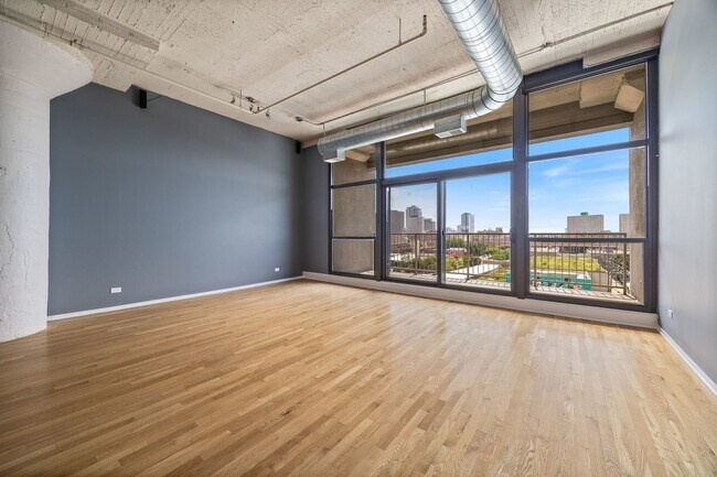 Building Photo - 1530 S State St