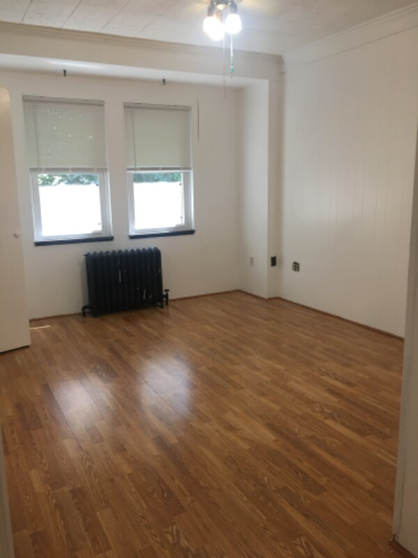 Building Photo - 2279 Shady Ave