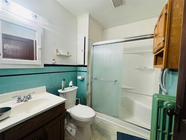 Building Photo - 121 N McKinley Ave