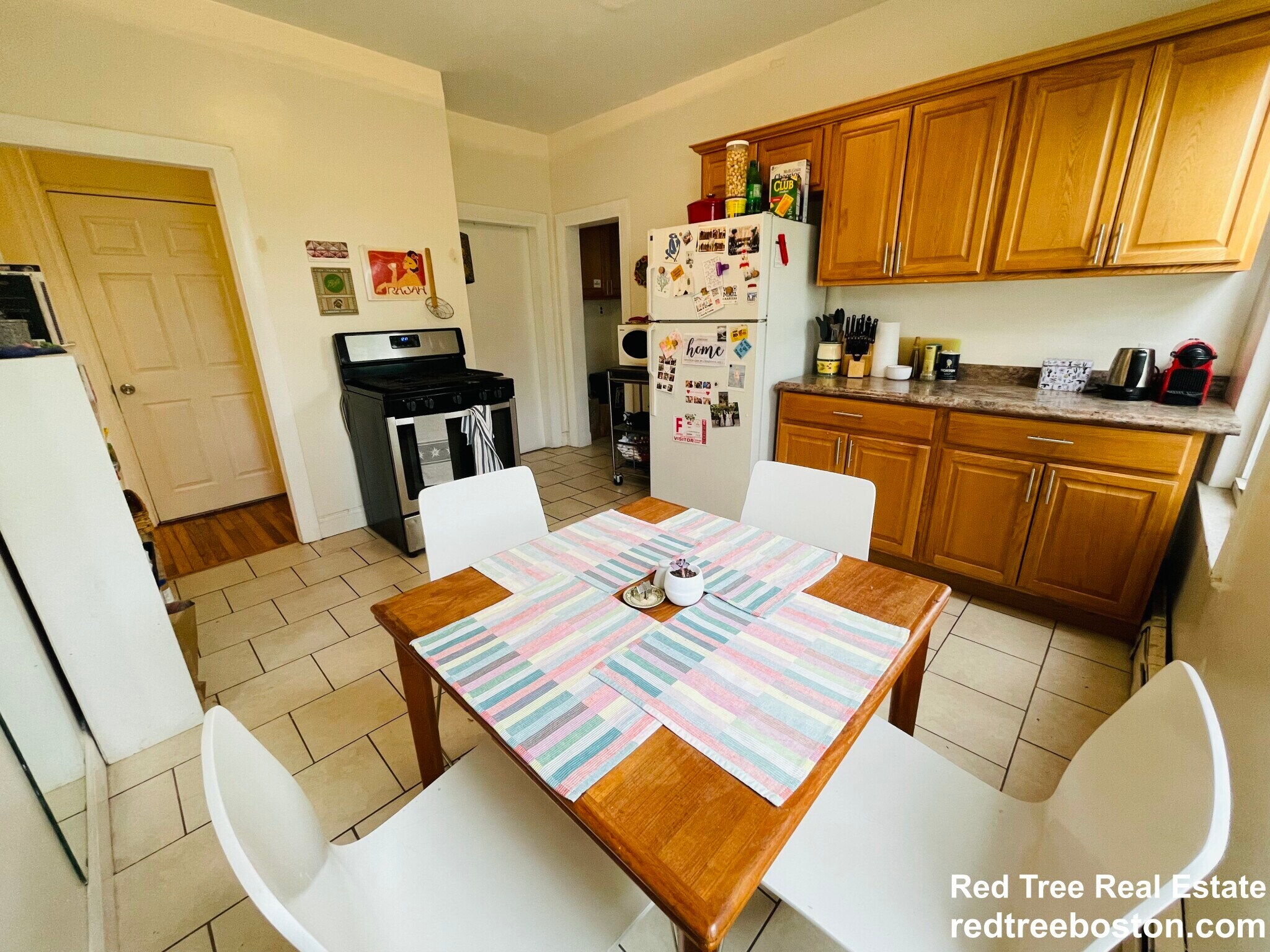 Building Photo - 10 Houghton St