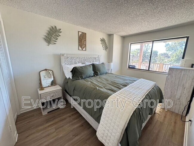 Building Photo - 2450 Ocean Shore Blvd