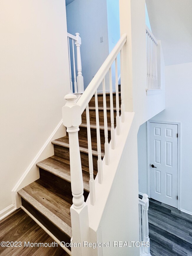 Building Photo - 430 Indigo Ct