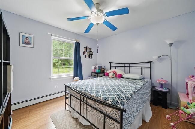 Building Photo - 2067 NY-211