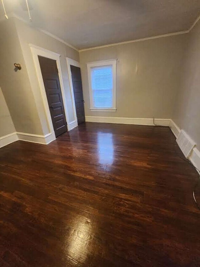 Building Photo - 1319-21 W. 111