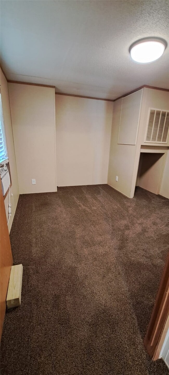 Building Photo - 21105 Briar Cove Cir