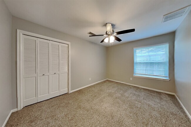 Building Photo - 4538 Windy Hollow Dr