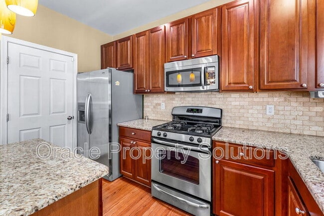 Building Photo - 7550 Maidenhead Dr