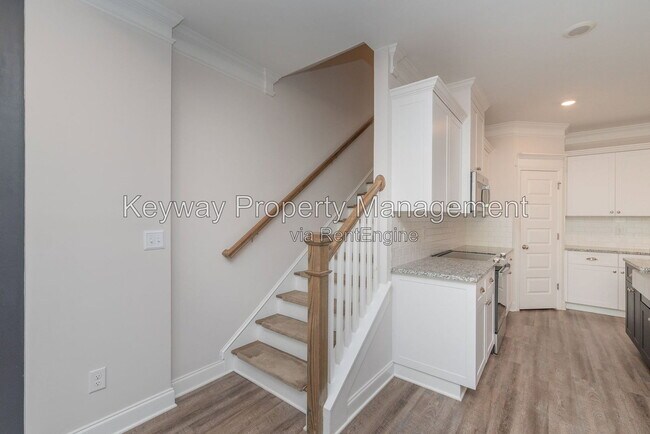 Building Photo - 319 Sumac Trail