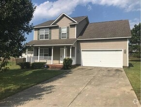 Building Photo - 276 Peachtree Ln