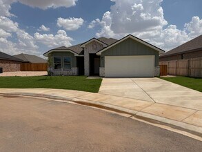 Building Photo - Brand New Build Beauty in Shenandoah Ridge