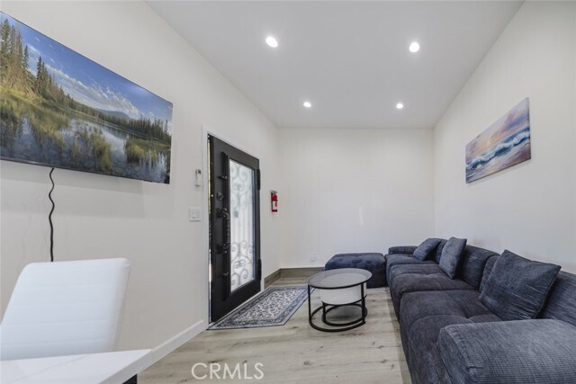 Building Photo - 12809 Woodley Ave