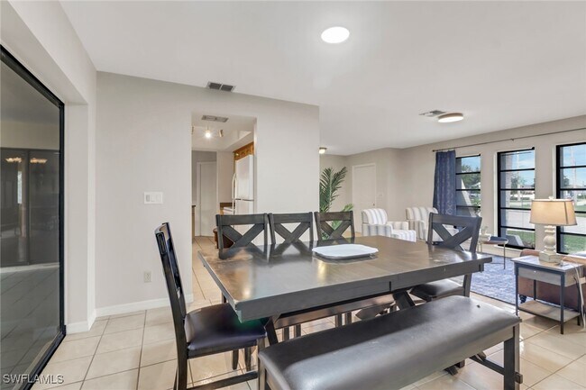 Building Photo - 4800 SW 12th Pl