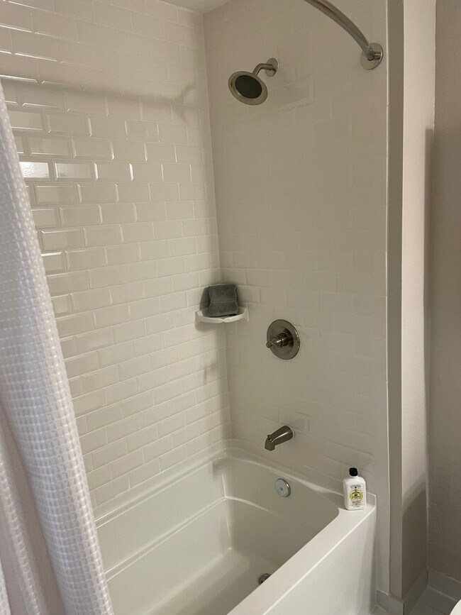 Building Photo - 7320 SW 79th St