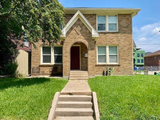 Primary Photo - 1302 W Pierce St
