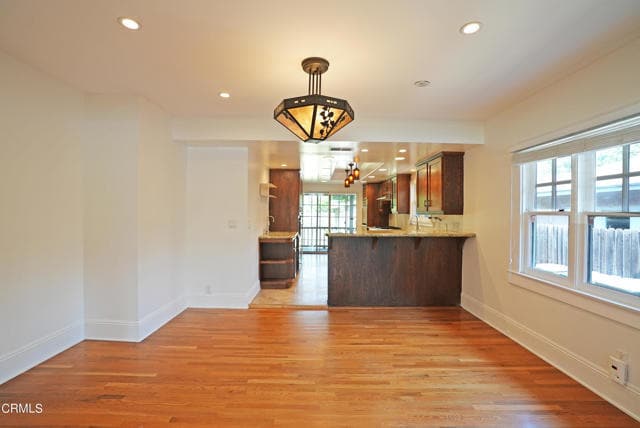 Building Photo - 970 N El Molino Ave