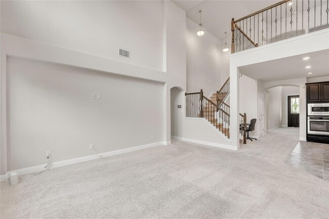 Building Photo - 5300 Cipriano Dr